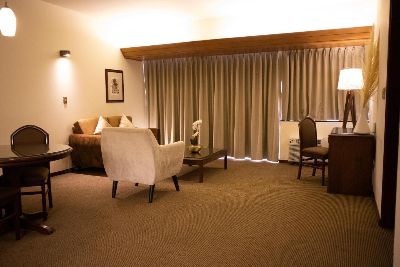 J&A Classic Hotel Lima Exterior foto A typical room at the hotel